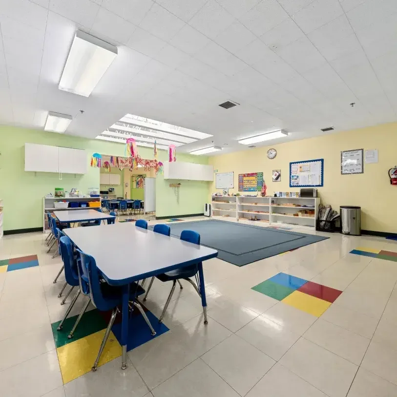 Montessori Instruction Classroom & Reading Carpet